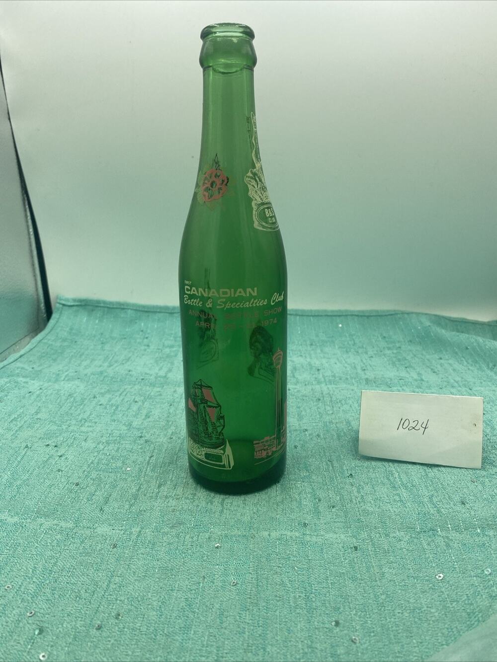 RARE POP BOTTLE FIRST CANADIAN BOTTLE & SPECIALTIES CLUB ANNUAL BOTTLE SHOW 1974